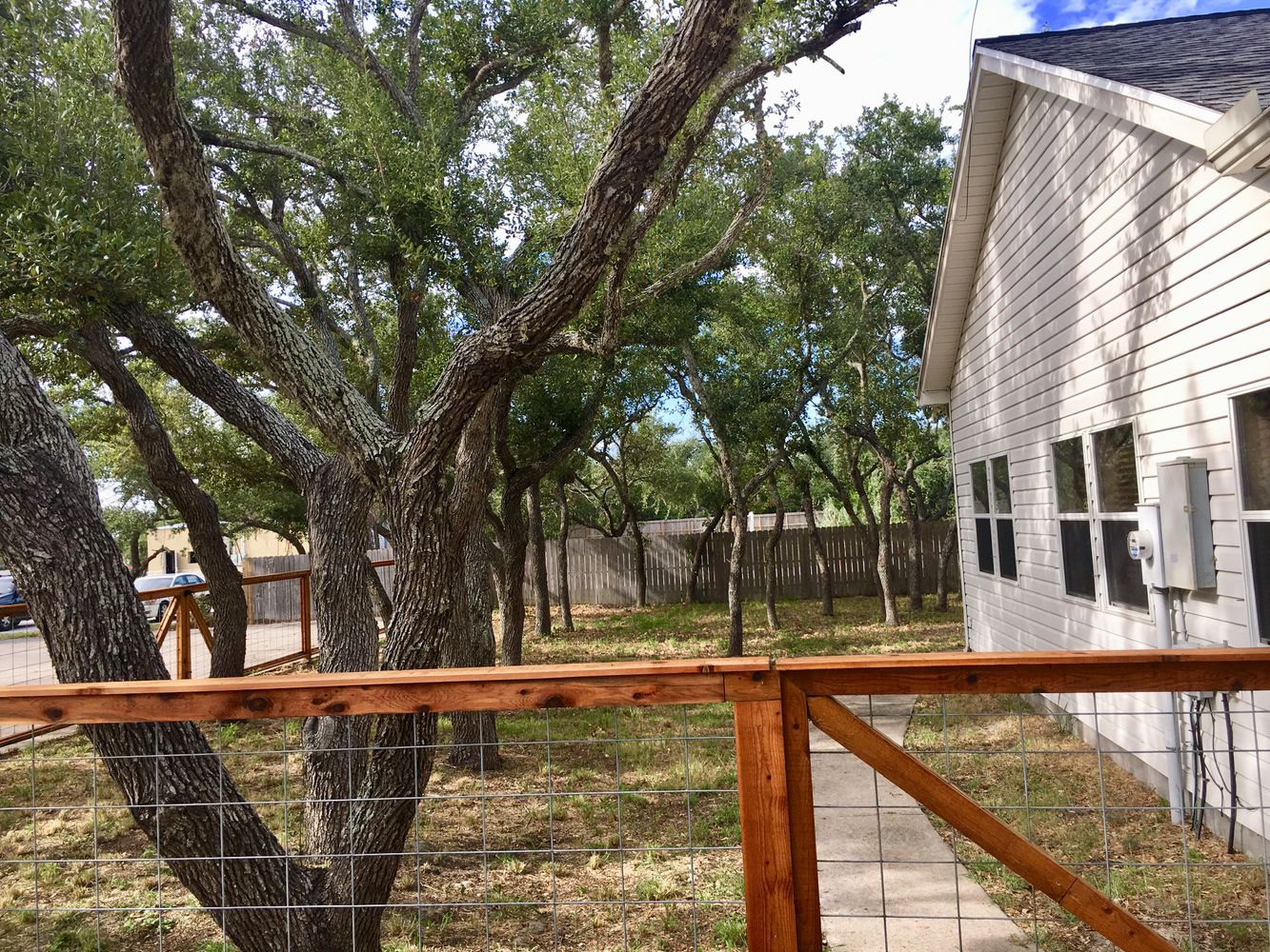 Twisted Oak Work Suites: 1806 Harbor Dr, Rockport, TX 78382